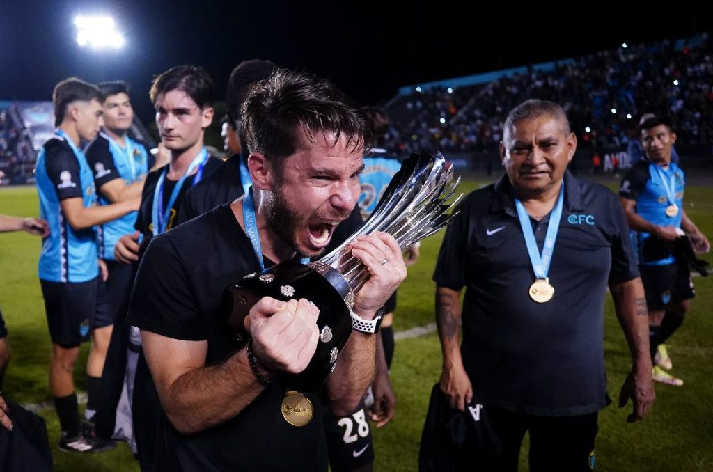 Quién es Luis Arce, técnico campeón con Cancún FC a sus 33 años