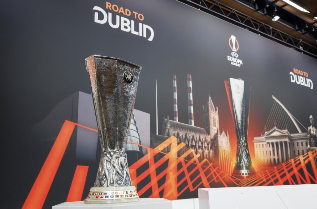 AC Milán y Feyenoord ya conocen sus rivales para Europa League