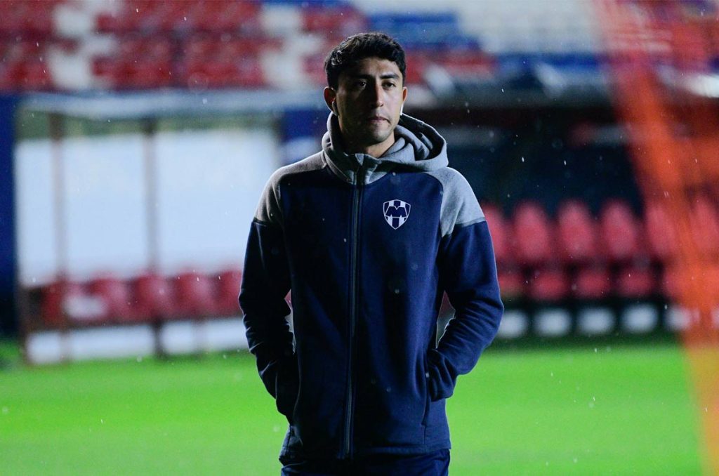 Omar Govea se queda en Rayados de Monterrey