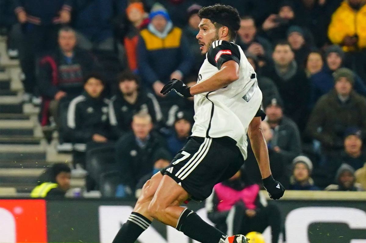 Raúl Jiménez anota doblete con Fulham, ¿Cuántos tiene en su carrera?