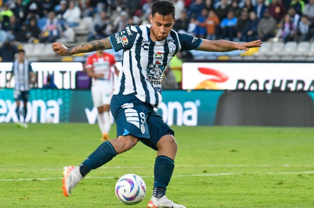 Roberto de la Rosa ha quedado a deber como delantero de Pachuca