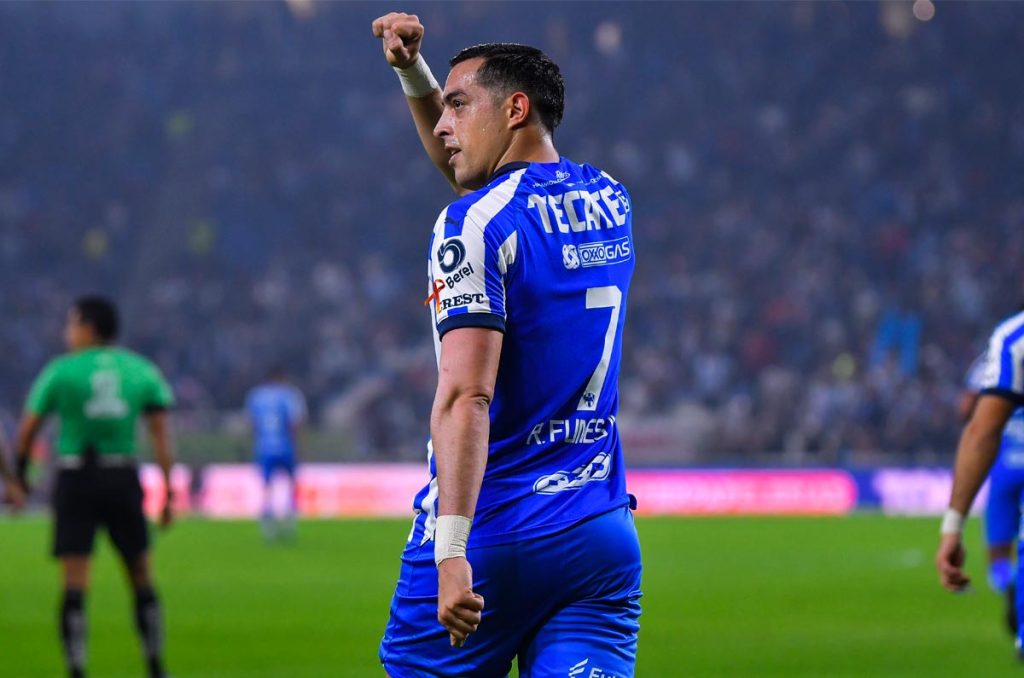 Rogelio Funes Mori puede dejar al Monterrey y sumarse con el Gremio