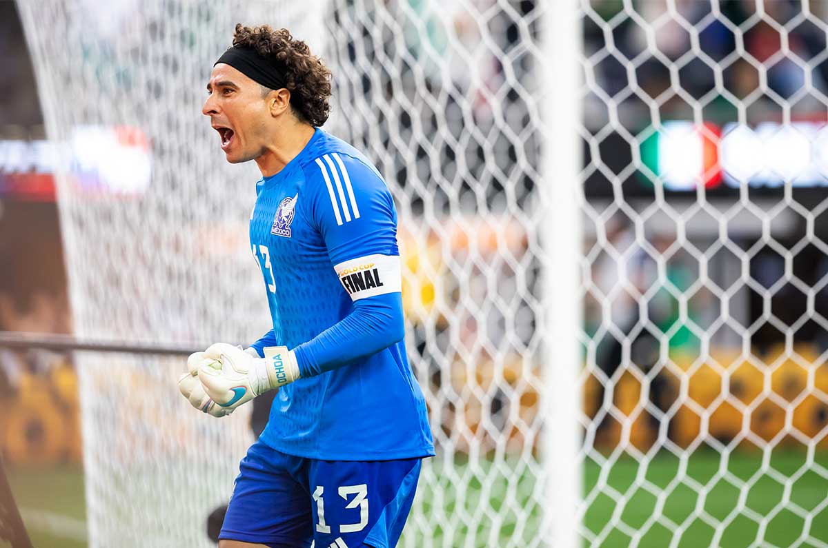 Salernitana se hunde más sin Guillermo Ochoa en el arco