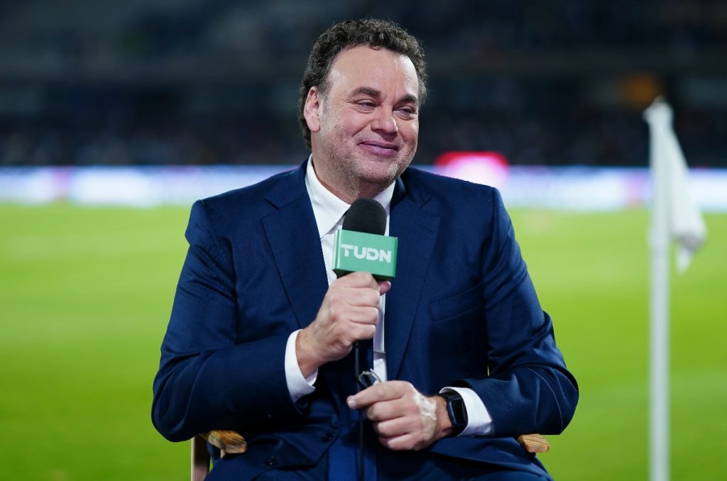 TUDN: ¿Un error tener a Faitelson en transmisiones? Usuarios lo critican