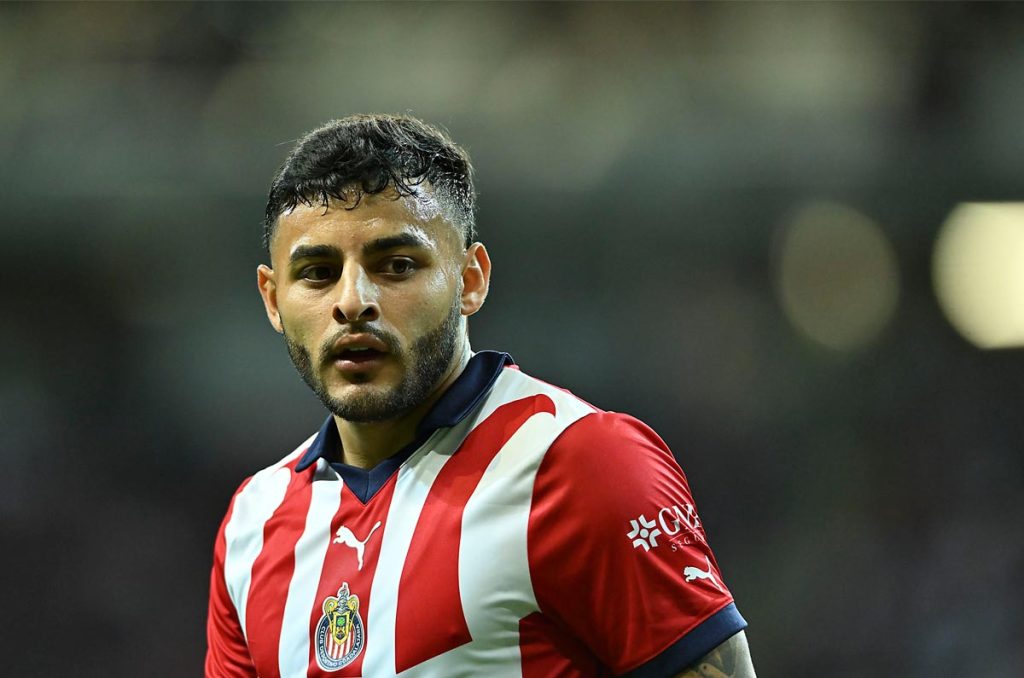 Chivas: Adiós a Alexis Vega y Wacho Jiménez en la convocatoria 0