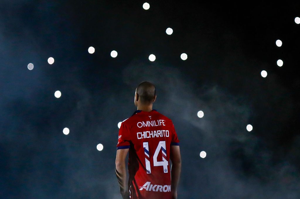 Así fue la presentación de Chicharito con Chivas en el Akron