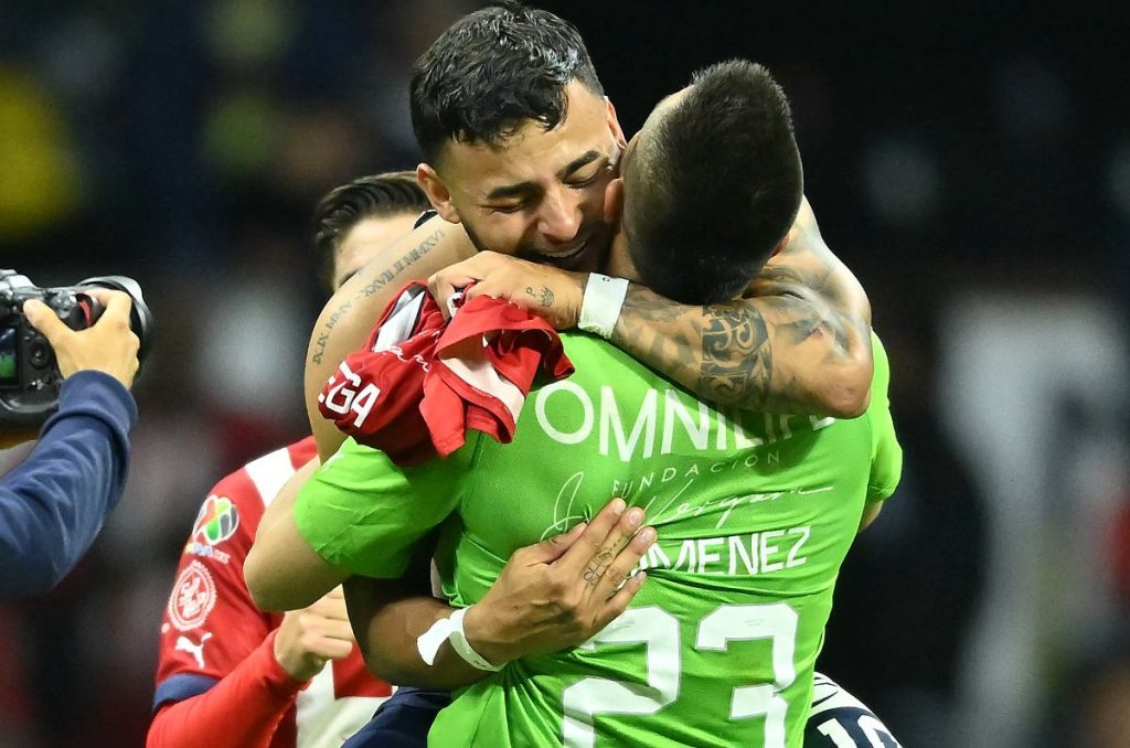 Chivas: Adiós a Alexis Vega y Wacho Jiménez en la convocatoria