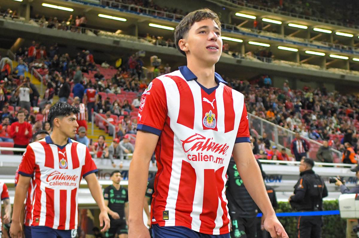Chivas podría volver a apostar por su cantera con Fernando Gago