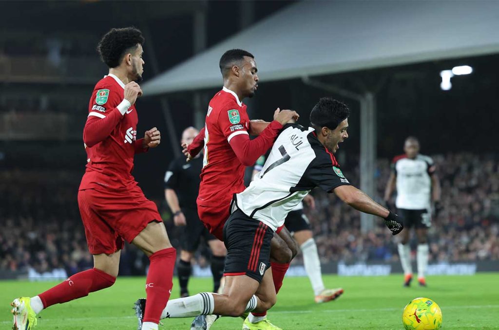 Fulham vs Newcastle; Cómo y dónde ver a Raúl Jiménez en FA Cup