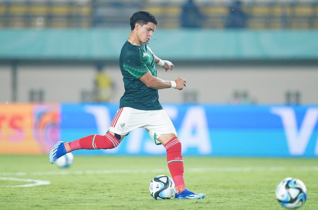 José Javier Suárez, futbolista de la Máquina de Cruz Azul