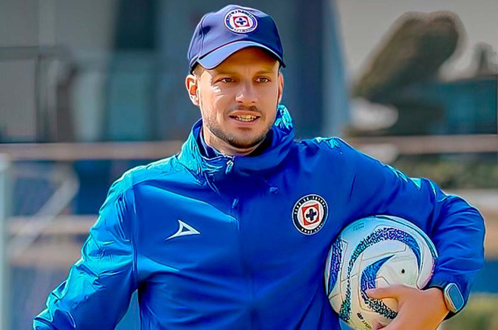 Martín Anselmi, DT de Cruz Azul para el torneo Clausura 2024 en la Liga MX