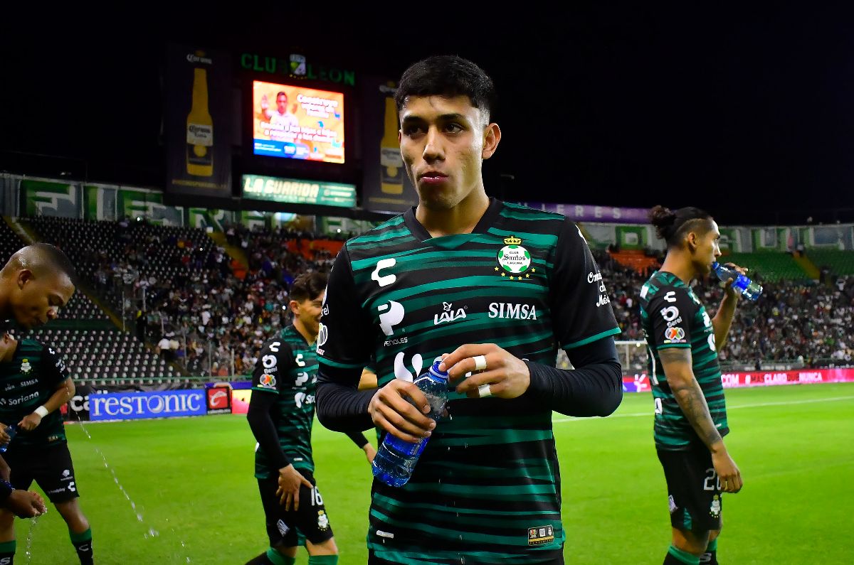 Omar Campos se va a la MLS en lugar del América o a Europa