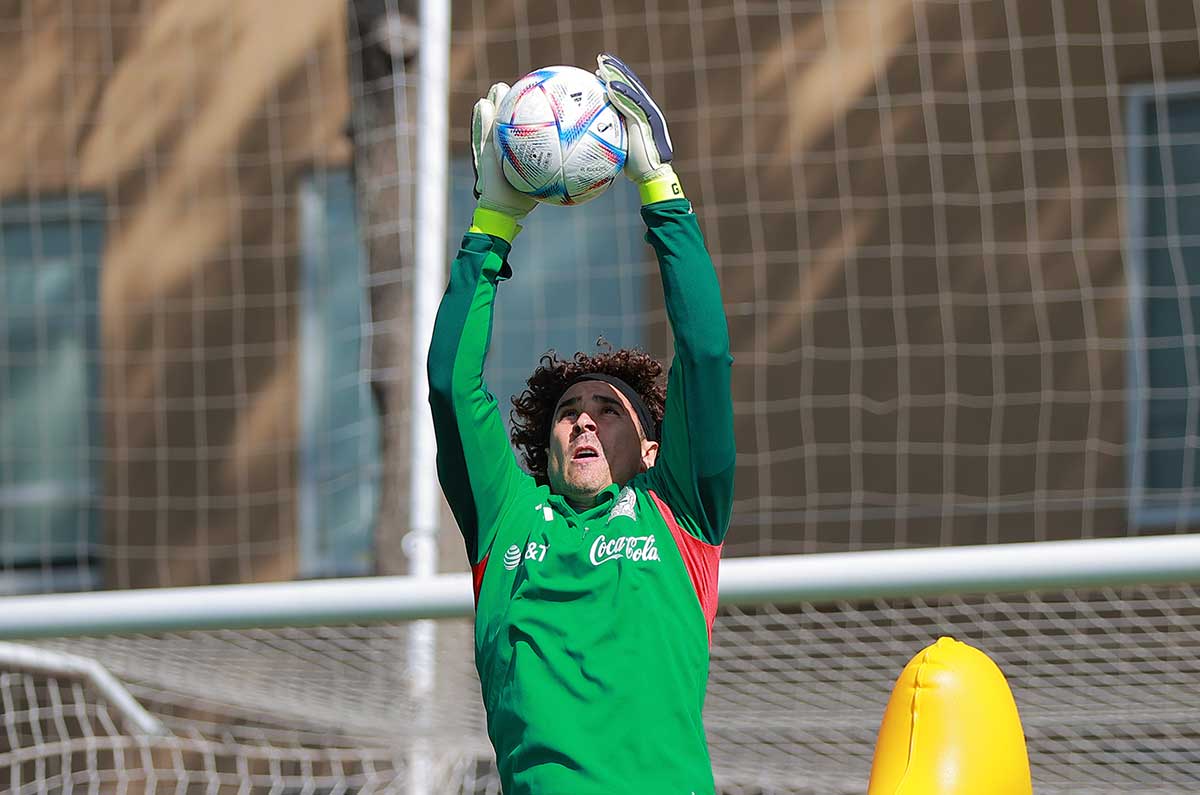 regresa-guillermo-ochoa-aunque-salernitana-vuelve-a-perder2