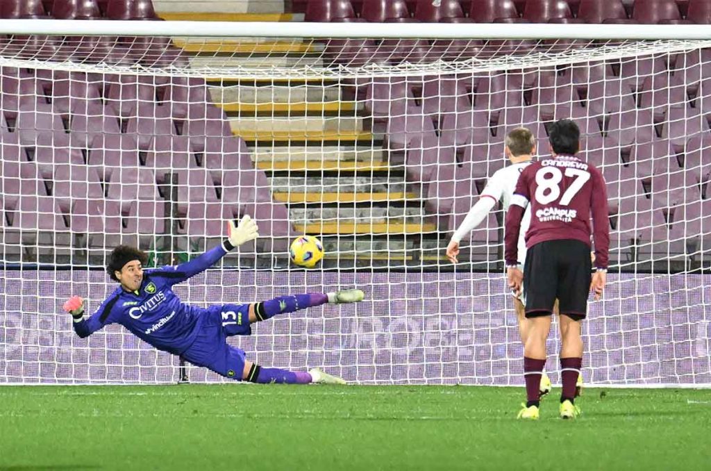 Salernitana vs Roma: Cómo y dónde ver a Guillermo Ochoa