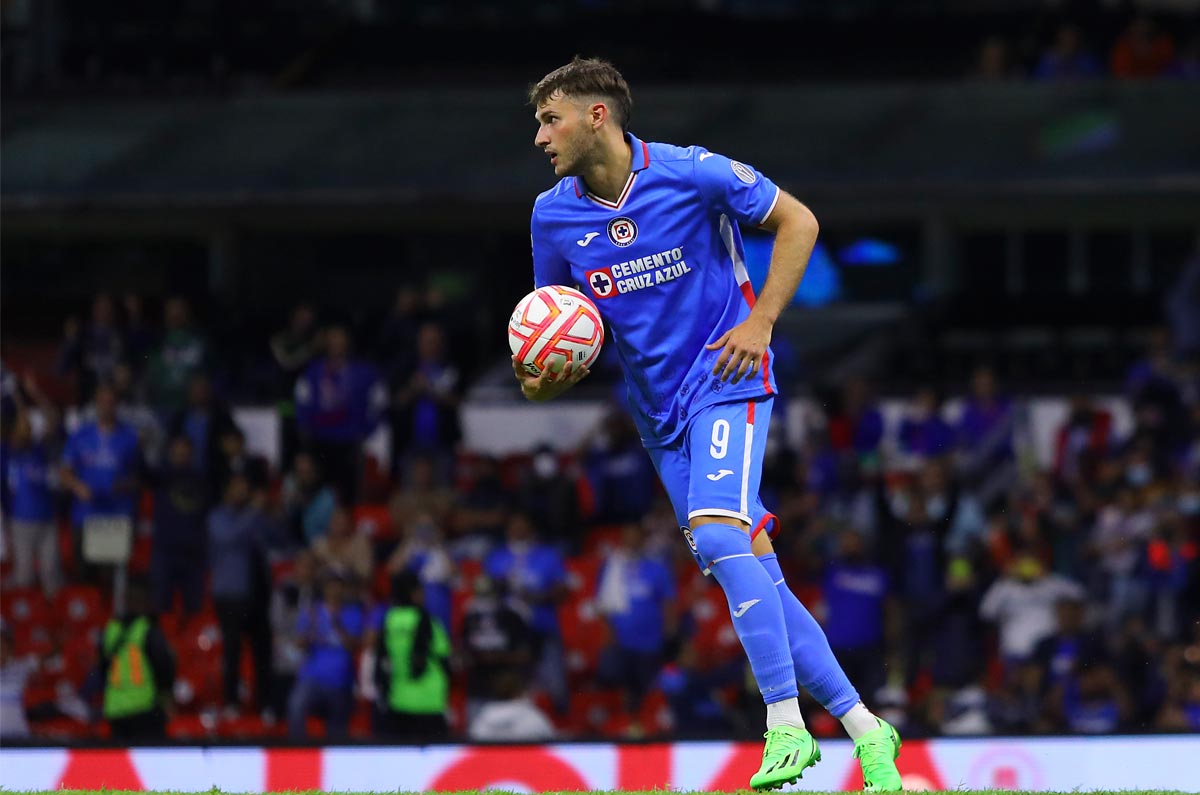 Santiago Giménez - Feyenoord - 6.5 millones de dólares