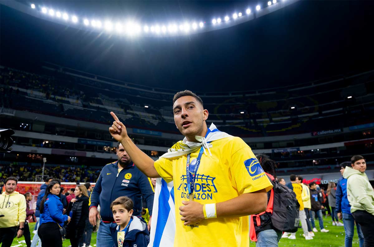 10 Sebastián Cáceres