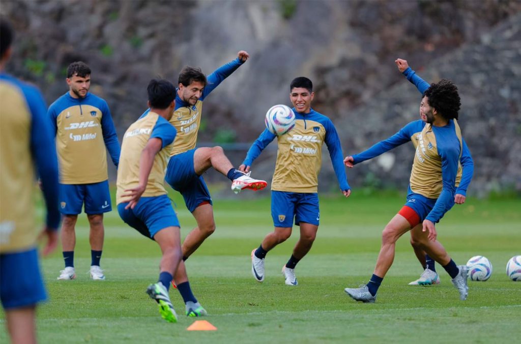 Sin Dinenno y Toro, Pumas modificará su once inicial