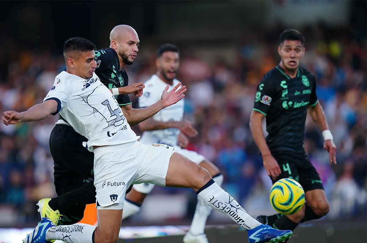 Gol de Guillermo Martínez