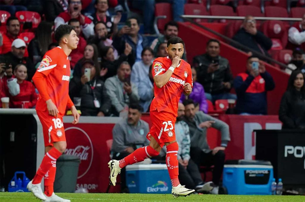 Alexis Vega se reencuentra con el gol en el Toluca vs León 0