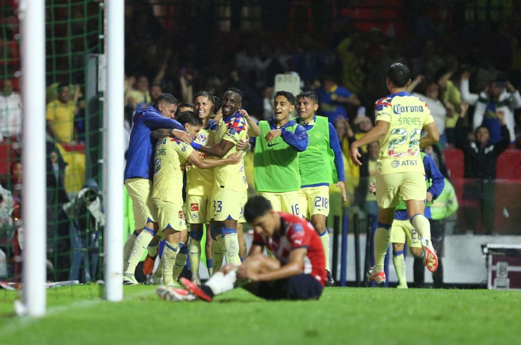 América felicita a Chivas por el 14 de febrero