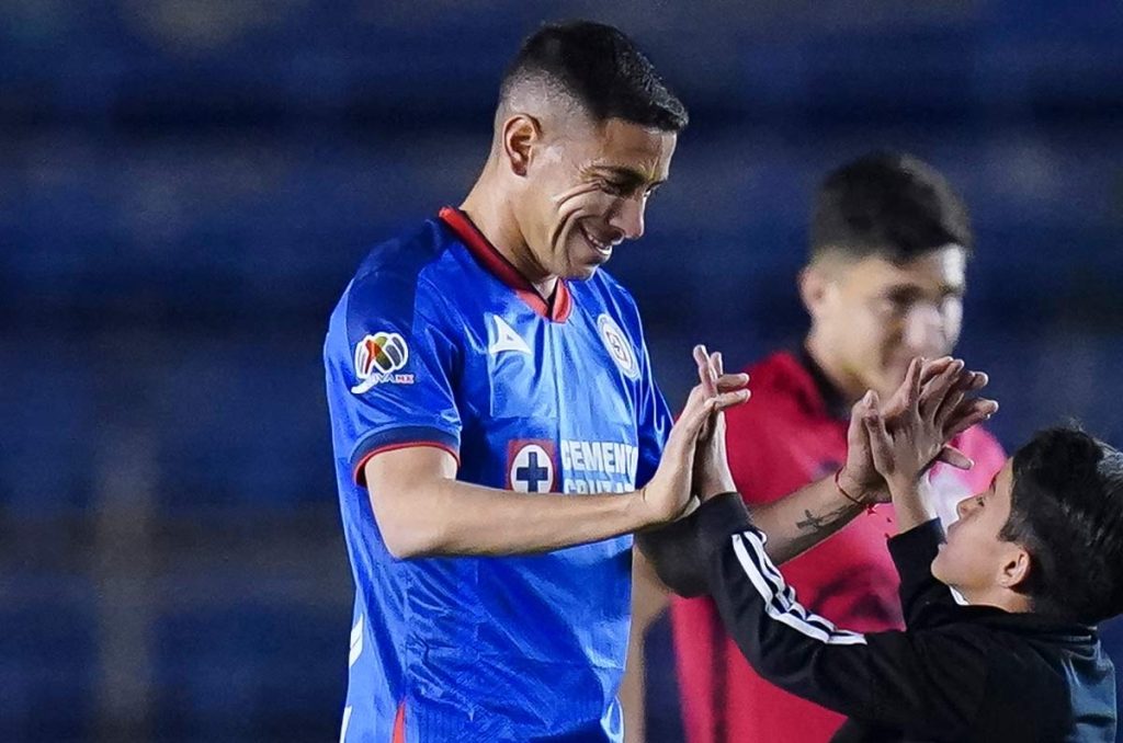 Camilo Cándido ya genera duda en Cruz Azul