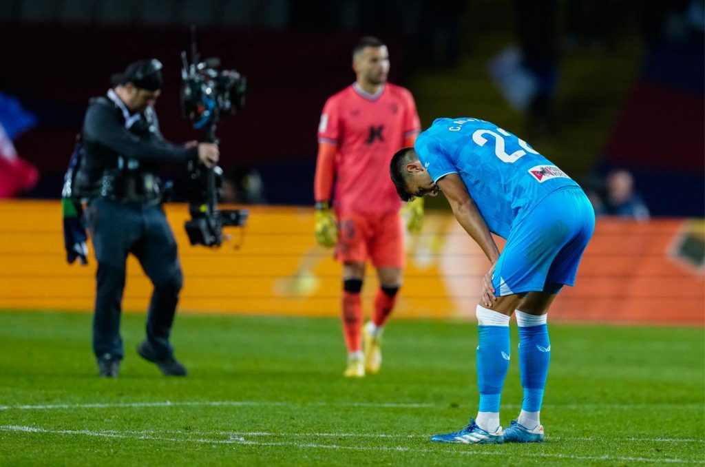 César Montes está viviendo una pesadilla en el Almería y en LaLiga de España