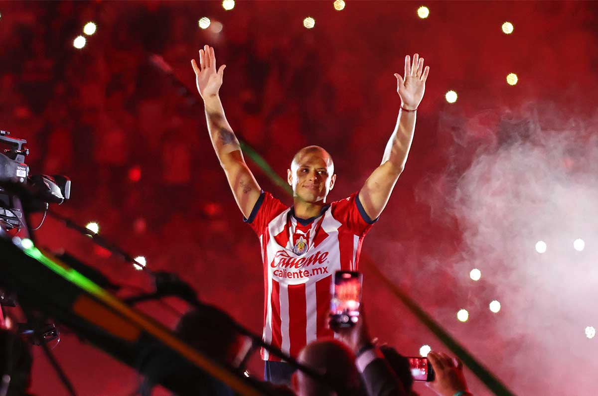 chicharito-regresa-a-la-convocatoria-del-chivas-vs-pumas