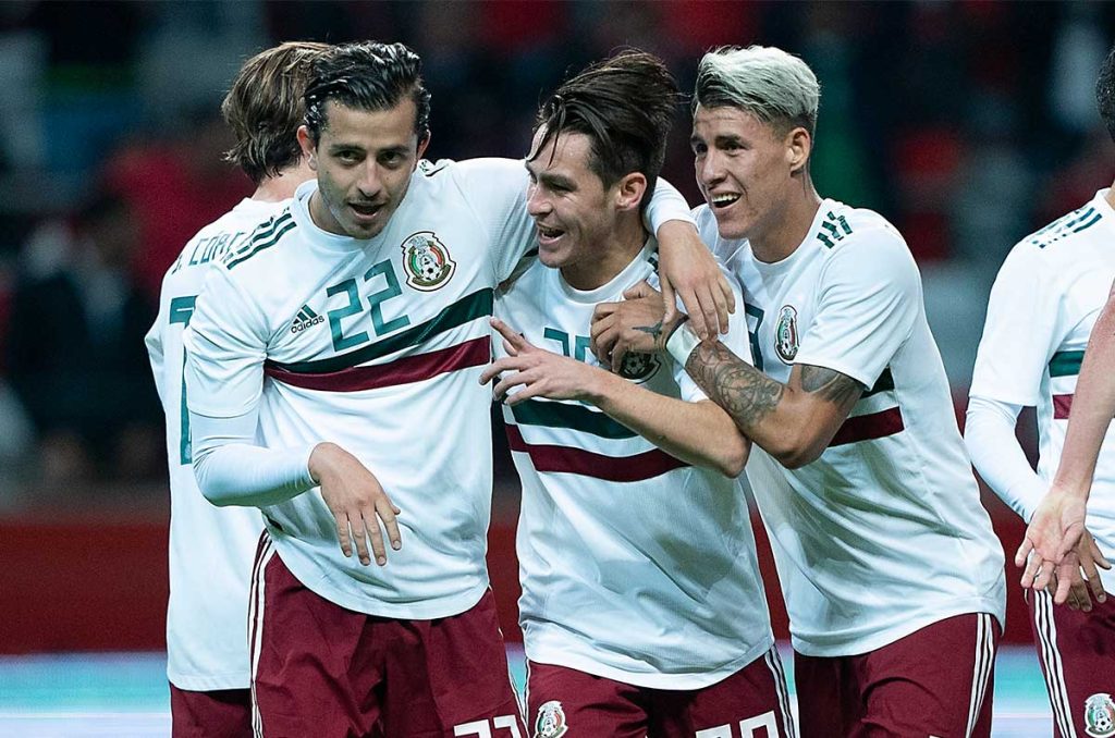 Chicote Calderón por encima de Alan Mozo en la Selección Mexicana