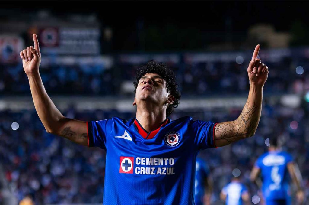 Cruz Azul le pasa por encima al Atlético de San Luis de Leal