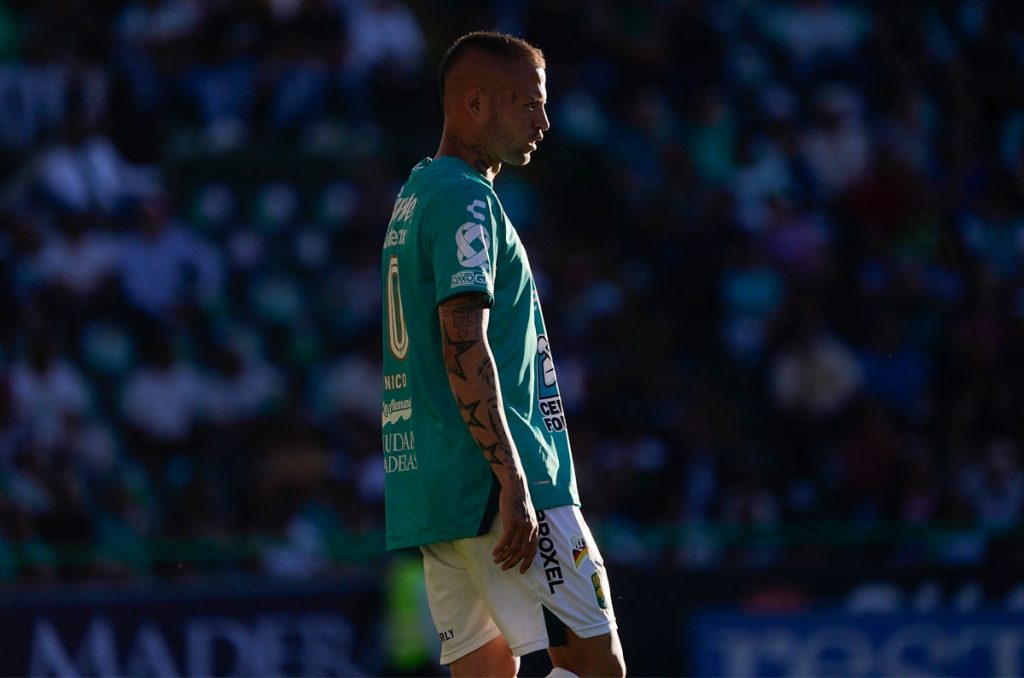 Nicolás Diente López tiene un ofrecimiento de Vélez Sarsfield