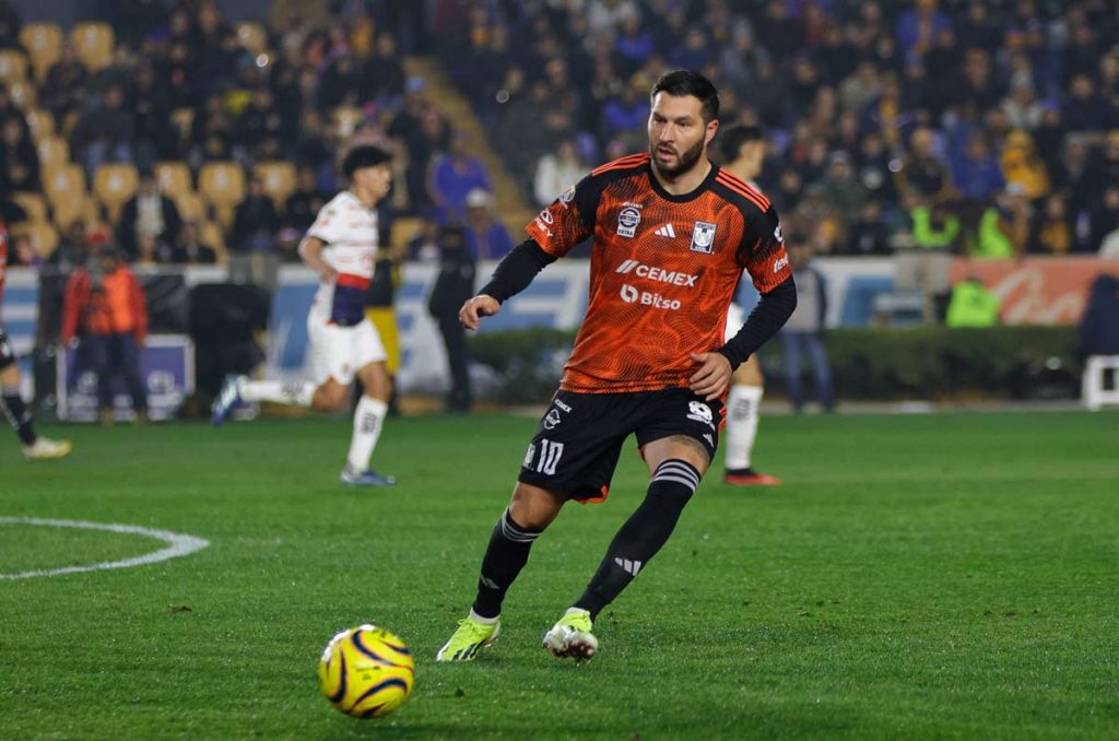 Gignac ha estado jugando sin estar al cien por ciento en el tema físico