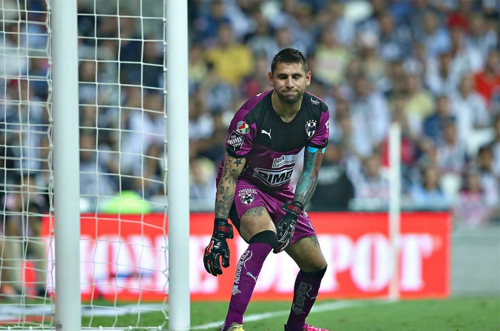 Jonathan Orozco anuncia su retiro del futbol “Casi pierdo mi mano” 0