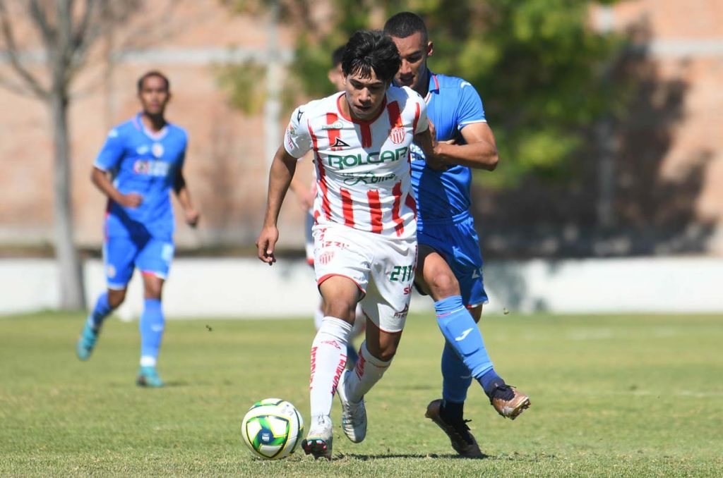 Juan Carlos Cortéz Vásquez, joya de los Rayos del Necaxa que se marcha al Sevilla de España