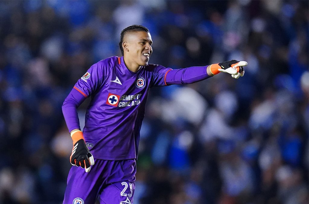 Kevin Mier se consolida con Cruz Azul de Martín Anselmi