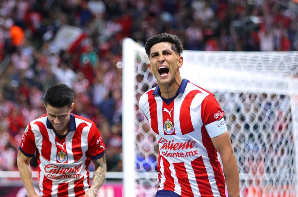 Pocho Guzmán guía a Chivas a su cuarta victoria consecutiva