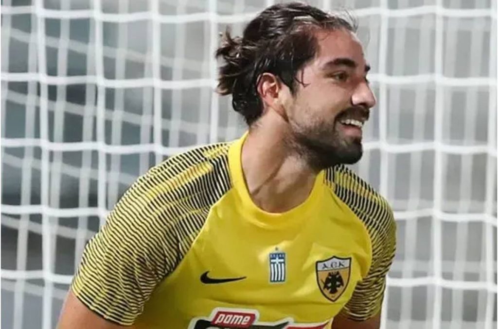 Rodolfo Pizarro se desinfla en el AEK de Atenas