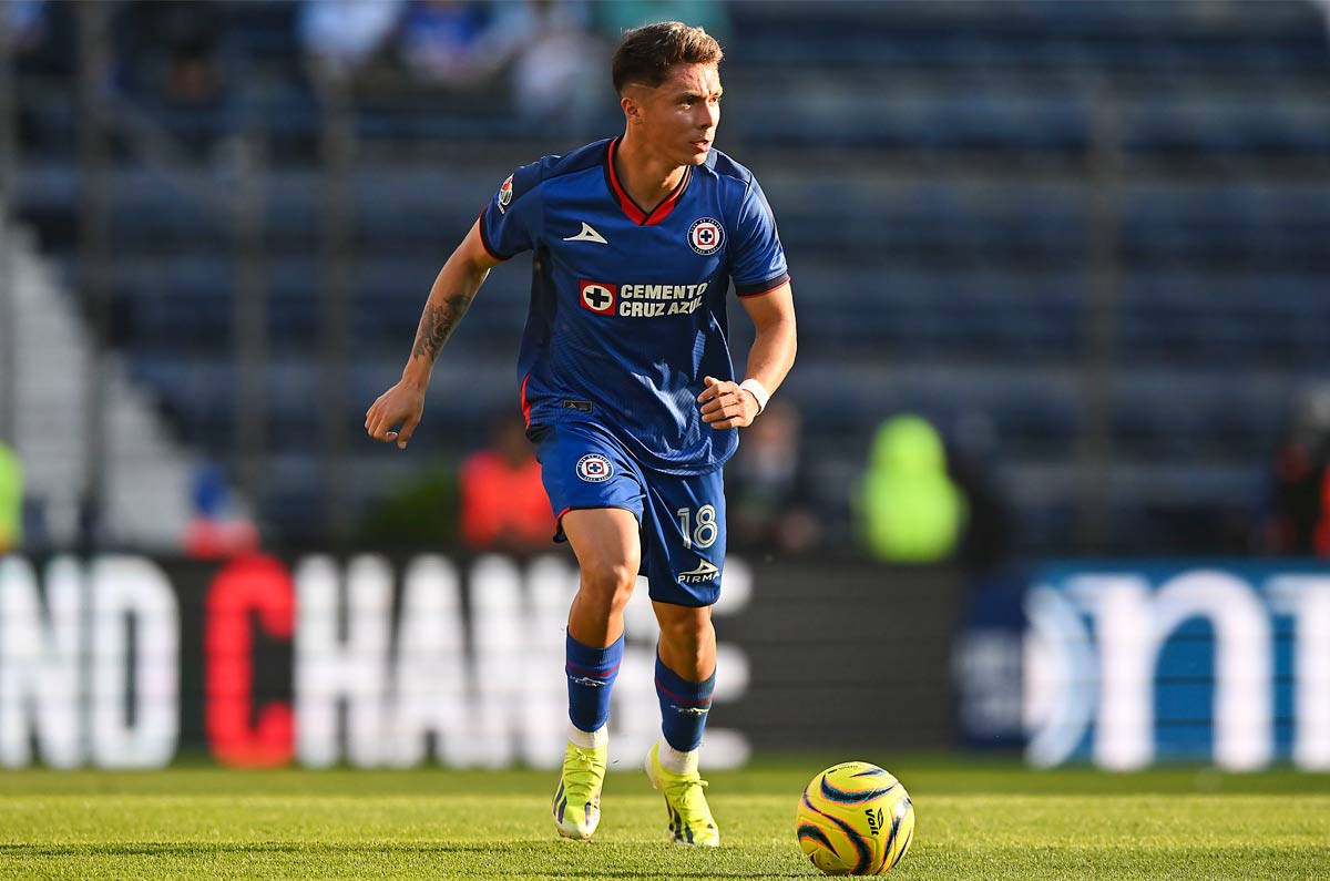 a-pesar-de-interes-de-porto-y-granada-rodrigo-huescas-renovara-con-cruz-azul