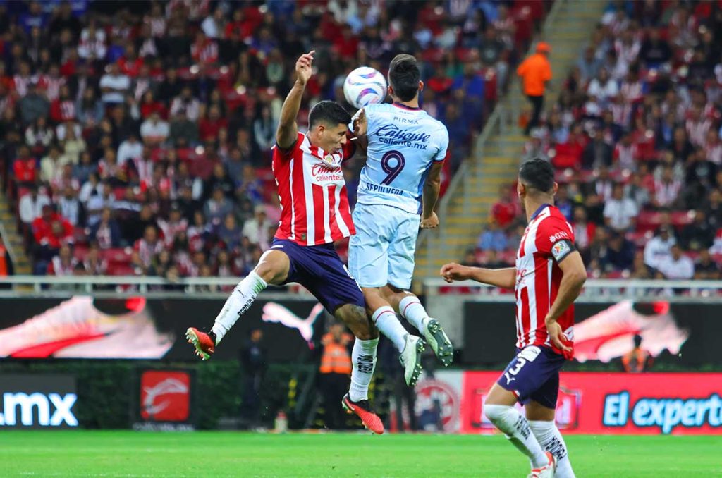 Cruz Azul vs Chivas: Alineación para el partido del Clausura 2024 0