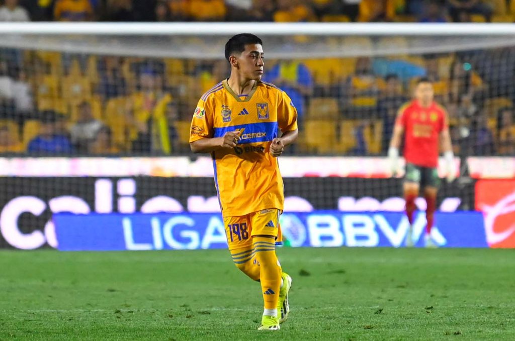 Diego Chicha Sánchez, joya de los Tigres UANL que debutaron este torneo Clausura 2024