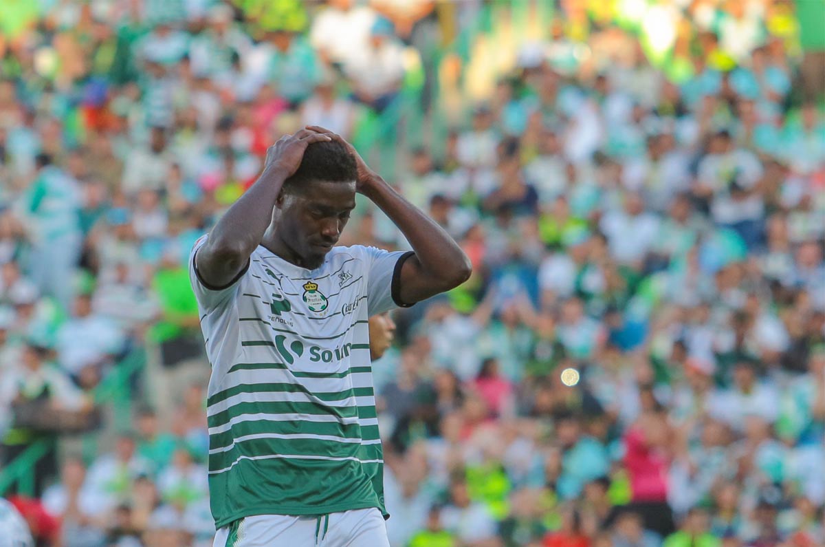 Djaniny Tavares