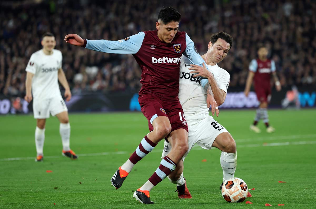 Edson Álvarez y West Ham vs Bayer Leverkusen en Europa League