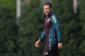 FMF pide a Jaime Lozano renovar plantel de Selección Mexicana