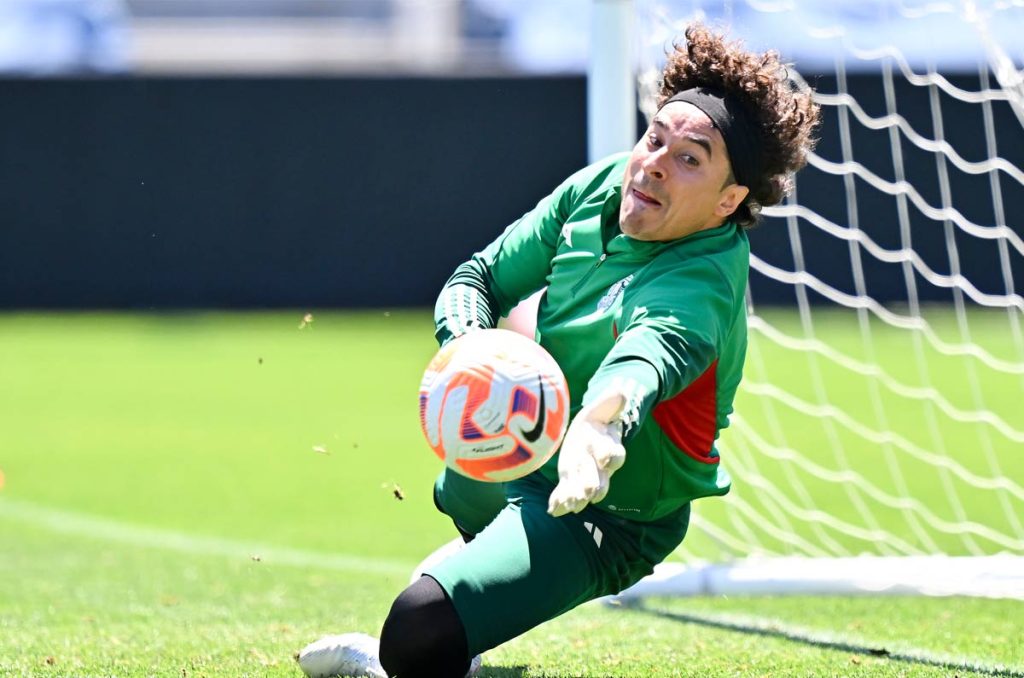 Guillermo Ochoa se mantendrá como el portero titular de la Selección Mexicana