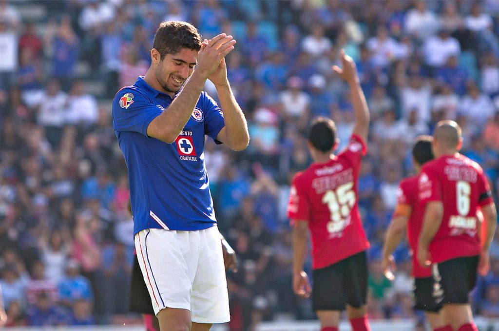 Jair Pereira se vio obligado a revender boletos antes de comenzar su carrera como profesional