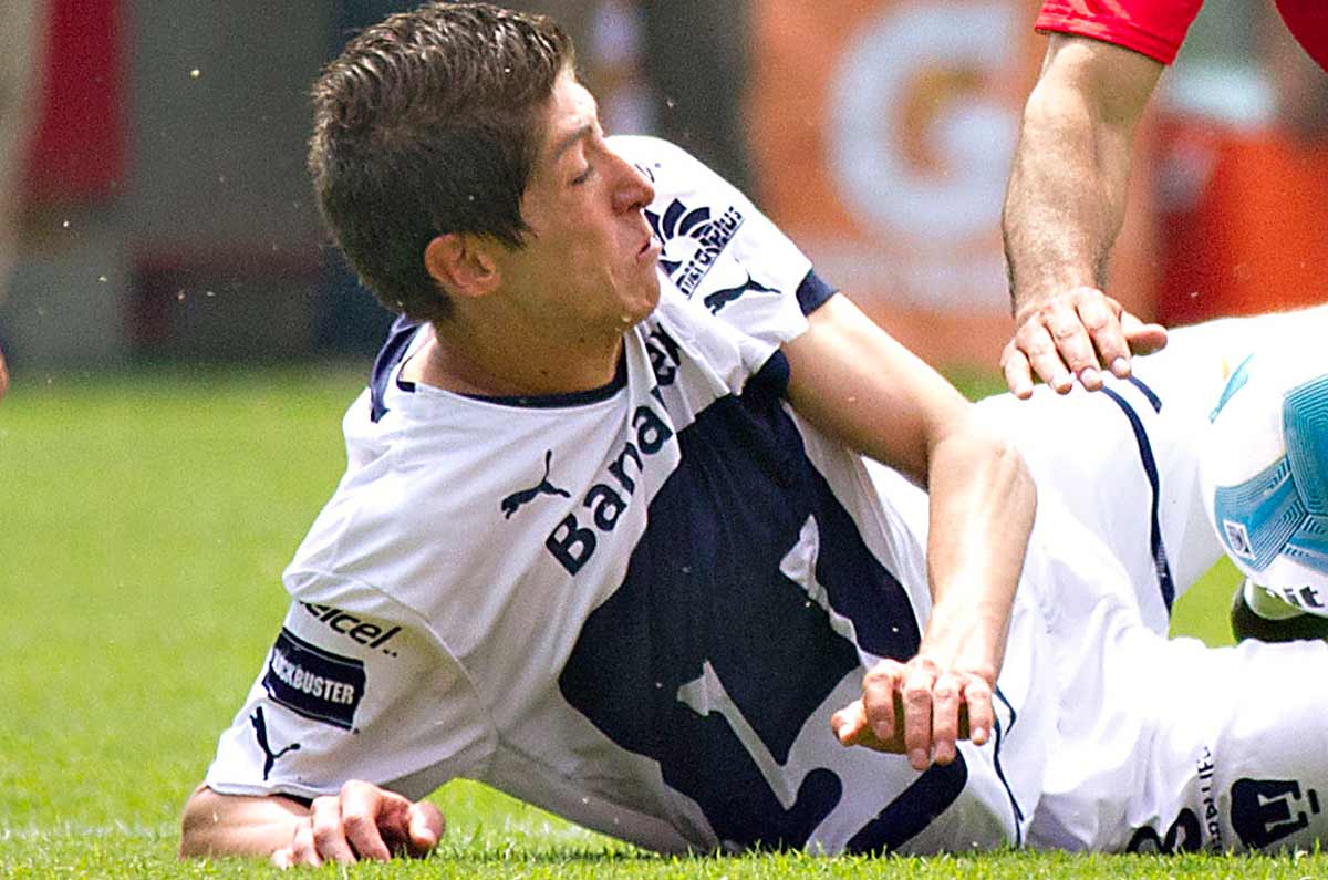 Pumas, sin consolidar un defensa central canterano desde Pikolín Palacios