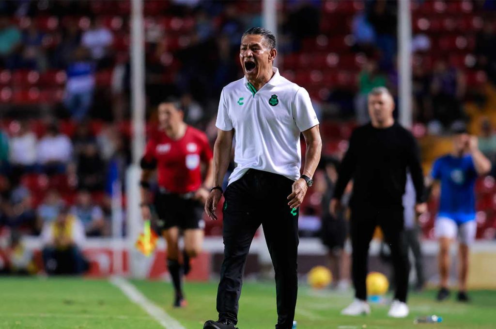 Santos Laguna retoma el rumbo de la mano de Nacho Ambriz 0