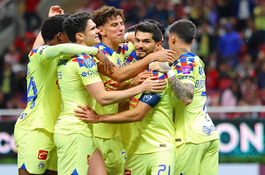 América golea a New England ¿pone pie y medio en semifinales?