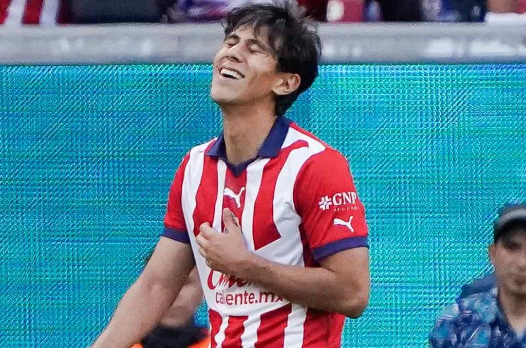 Se habla que José Juan Macías podría salir de las Chivas de Guadalajara