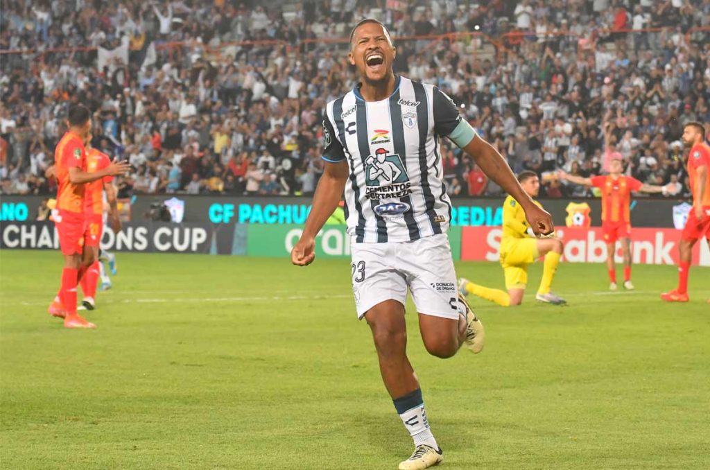 Salomón Rondón puede ser el factor para despejar el cero entre Pachuca y Chivas