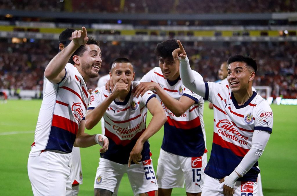 Chivas tendría su primera baja para el Apertura 2024; se llevan a una de sus joyas